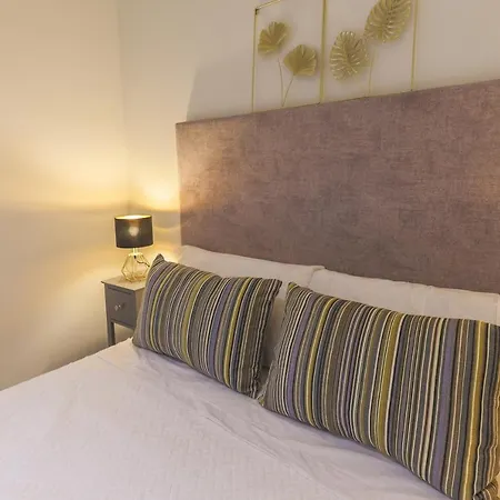 Dorinda Guest house Alicante